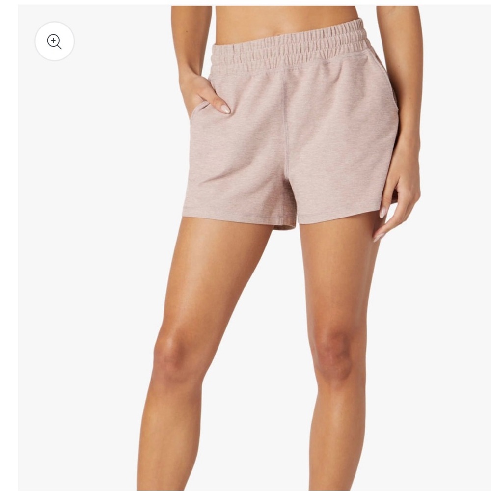 Beyond Yoga Shorts in Chai